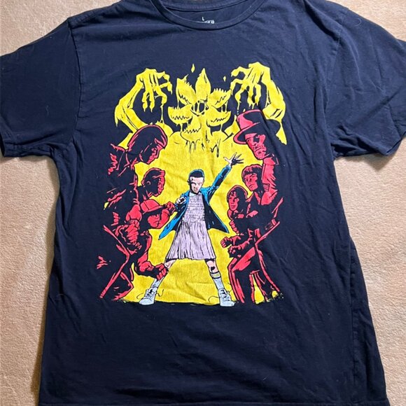 Stranger Things‎ Adult LG Eleven Tee Loot Crate Limited Edition Black Shirt (V) - Picture 1 of 5